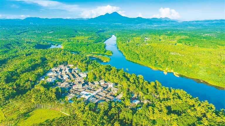 칭하이의 완취안 강을 탐험하세요: 하이난에서 가장 아름다운 강 여행